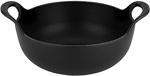 Le Creuset Balti Dish aus Gusseisen, 24 cm, 2,7 Liter, Schwarz matt, 20142240000460